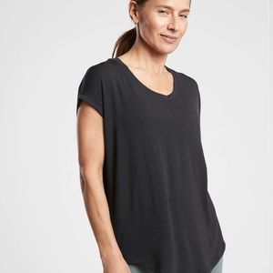 Athleta Cloudlight Stratus Tee- black - Size Small- oversized fit- breathable